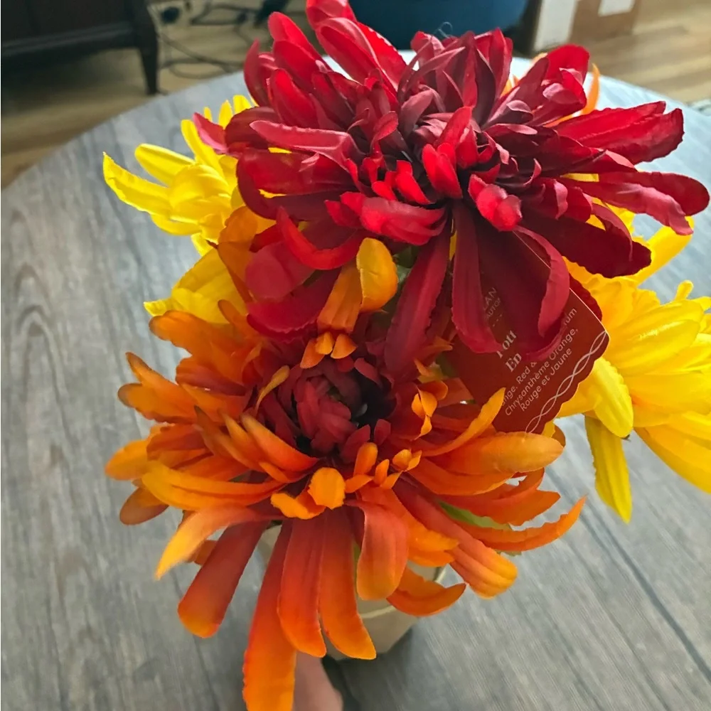 Potted Floral Artificial Chrysanthemum Arrangement